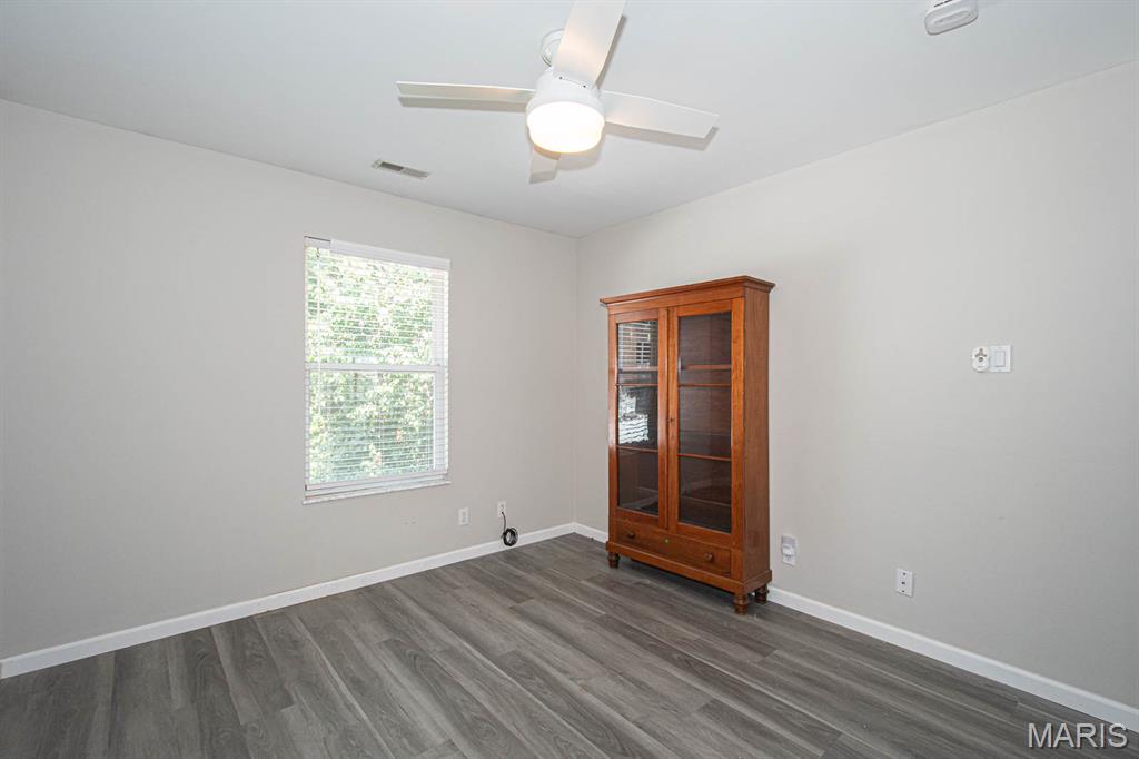 1603 Whispering Creek Drive Property Photo 20
