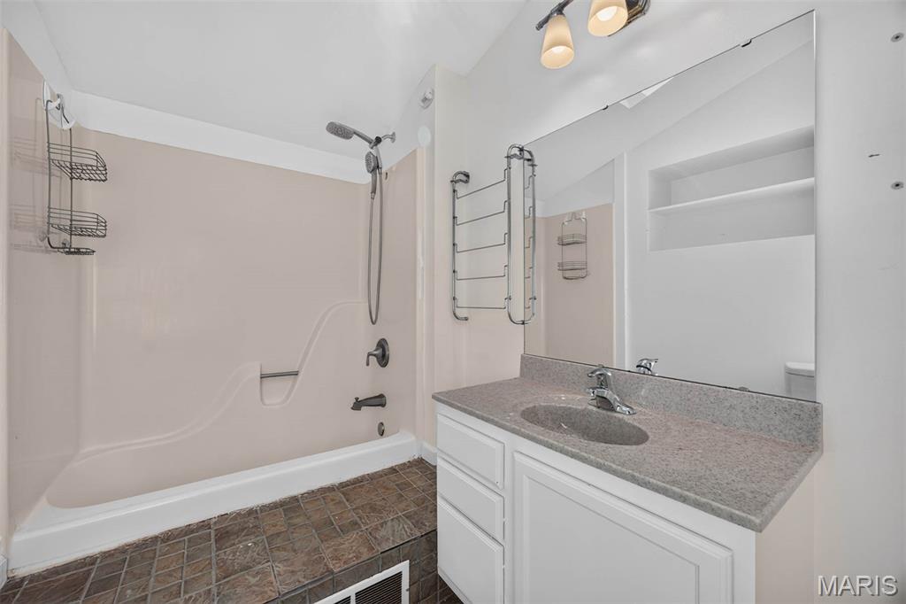 446 N 8th Street Property Photo 24