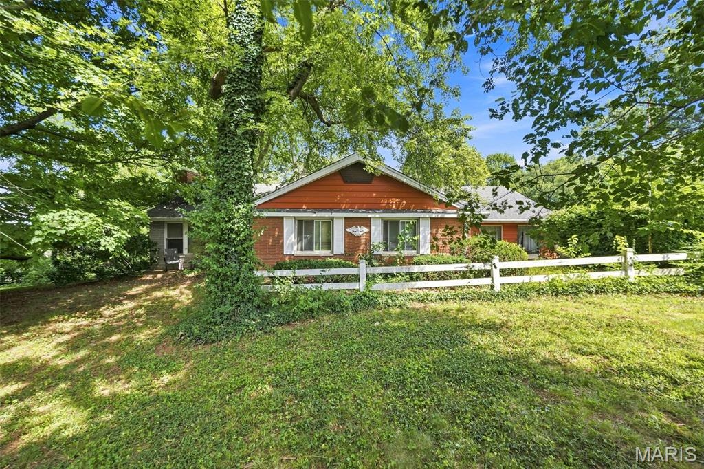 1536 N Elizabeth Avenue Property Photo 5