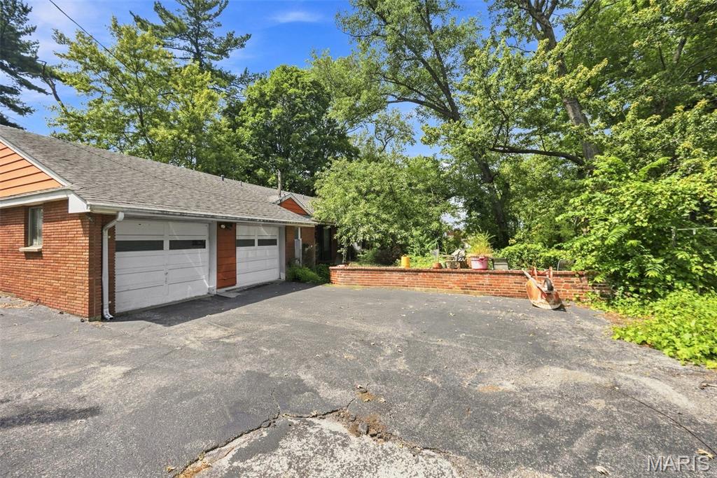 1536 N Elizabeth Avenue Property Photo 11