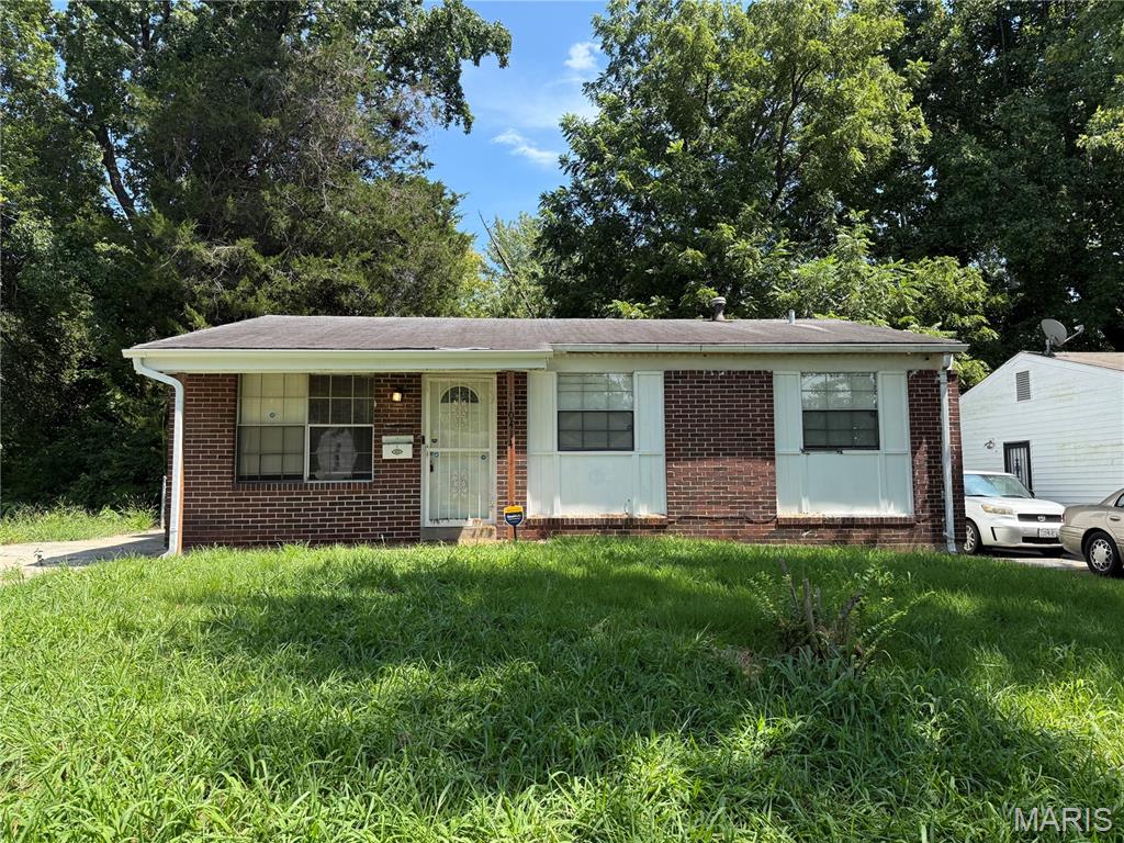 10414 Royal Drive Property Photo 1
