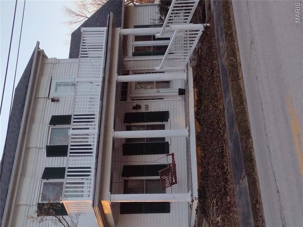 103 N Cherry Street Property Photo 1