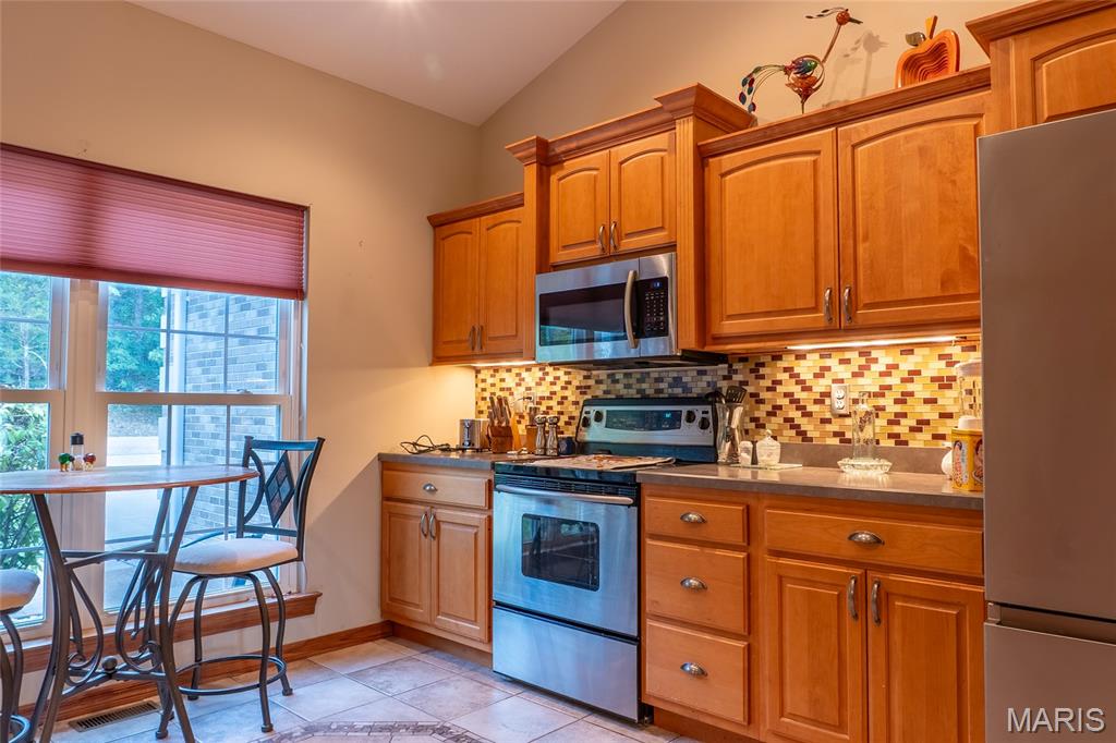 121 Cottonblossom Drive Property Photo 12