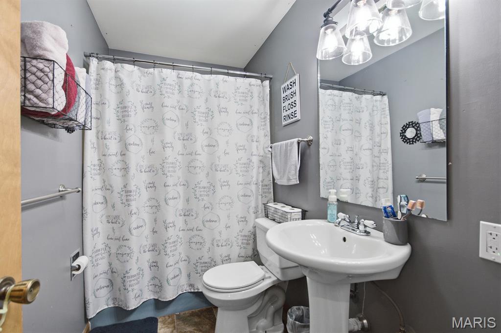 18541 Highway Ff Property Photo 62
