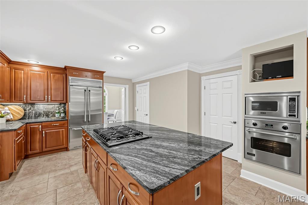 12923 Conway Road Property Photo 15