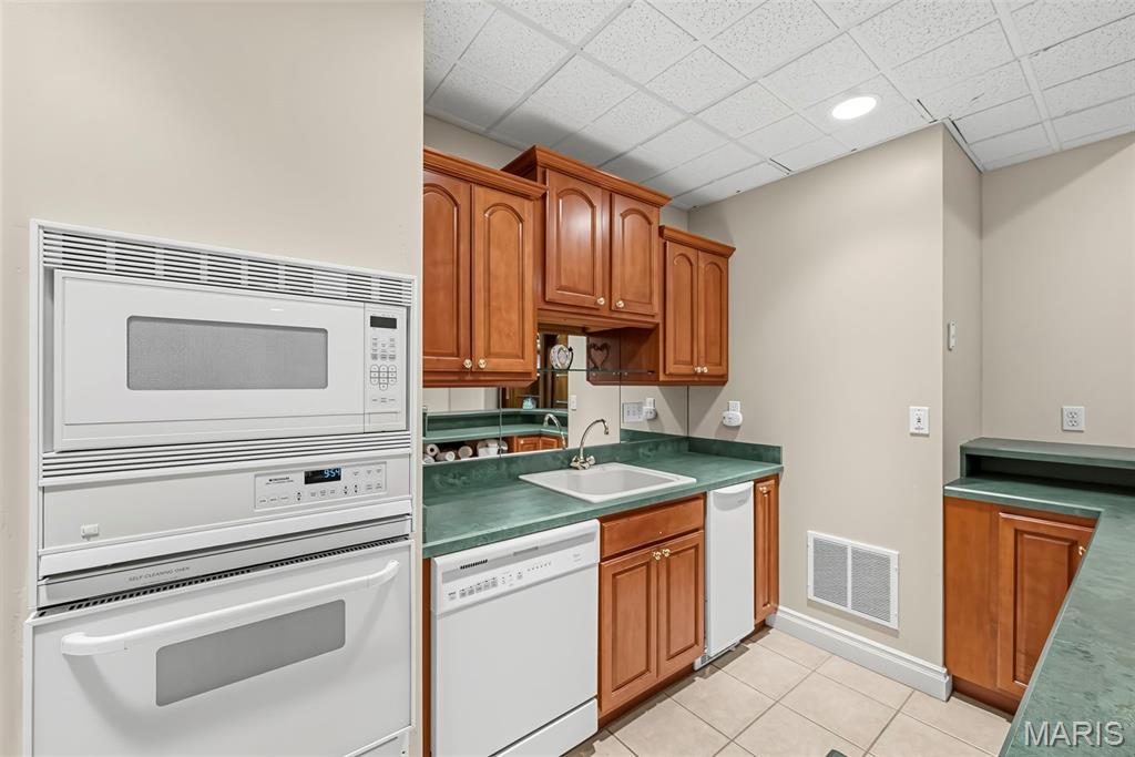 12923 Conway Road Property Photo 62