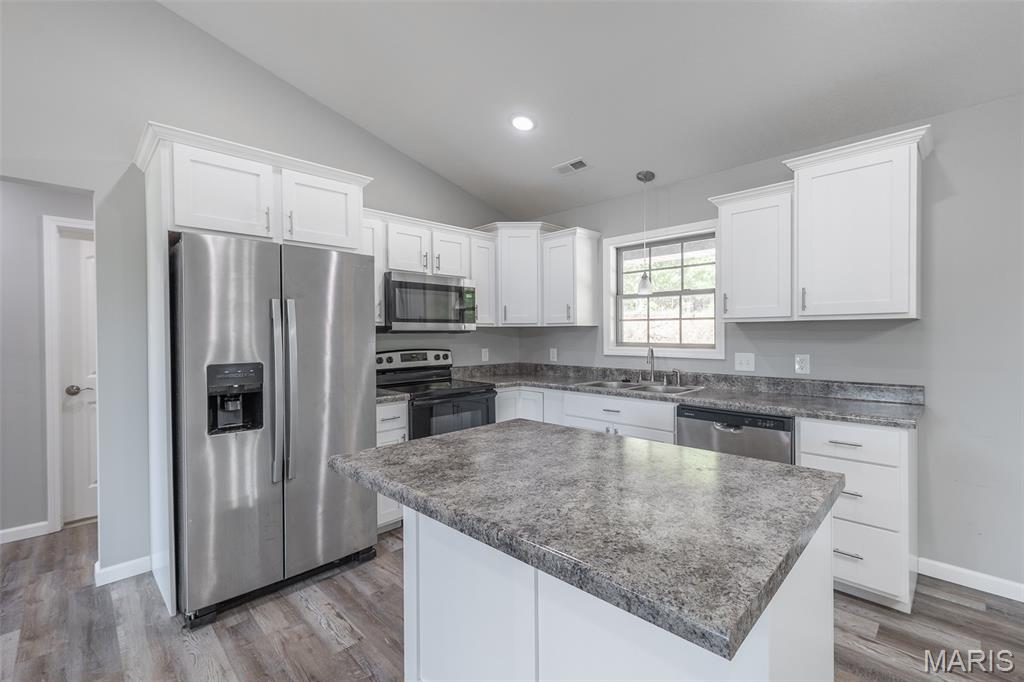 337 Apple Park Way Property Photo 8