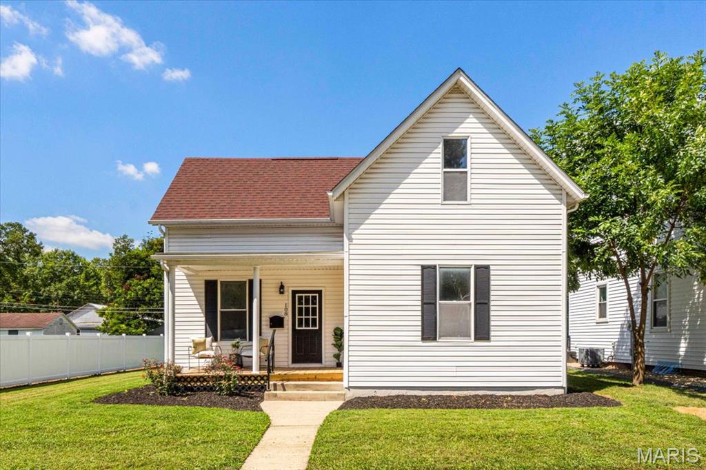 108 S Vine Street Property Photo 1