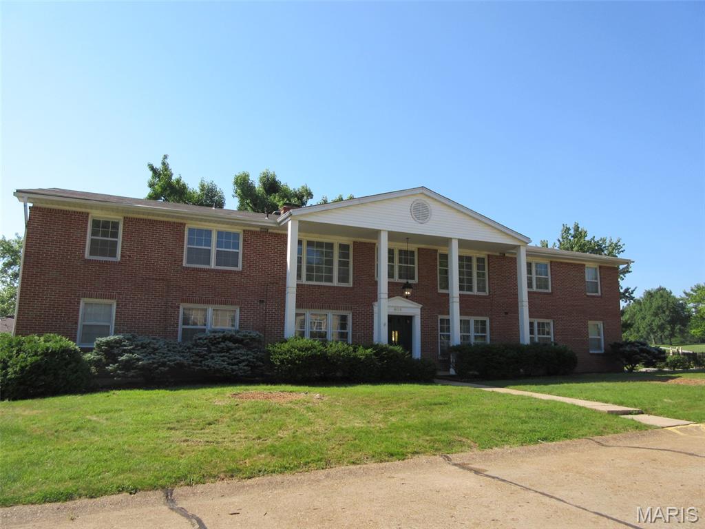 604 Thunderbird Court Property Photo 2