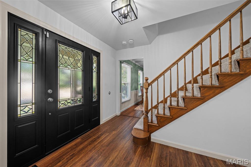 268 Kinderhook Drive Property Photo 4
