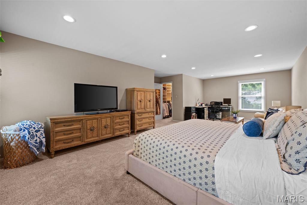 268 Kinderhook Drive Property Photo 21