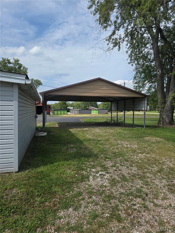 703 Burks Road Property Photo 3