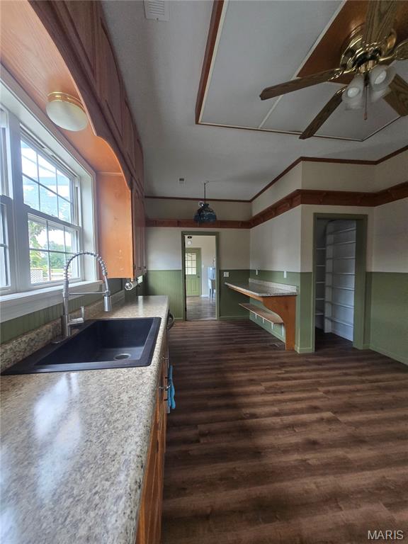 703 Burks Road Property Photo 15