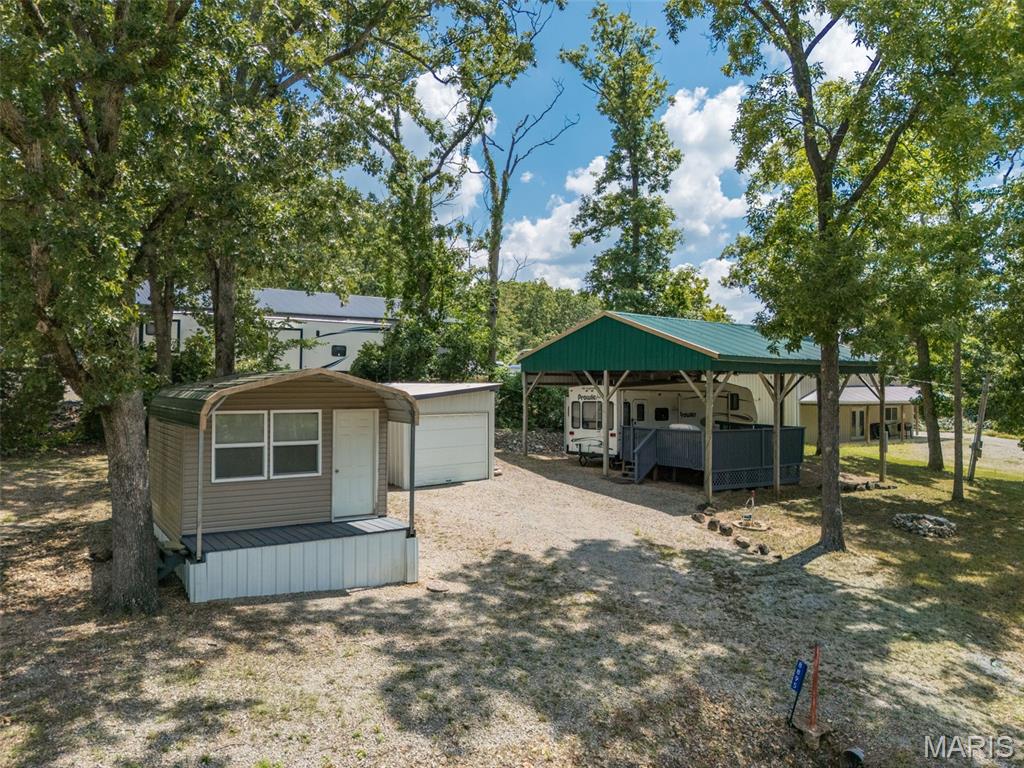 8895 Amy Lane Property Photo 1