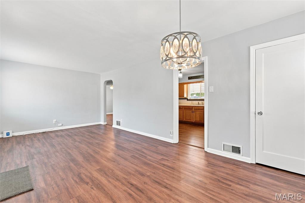 9809 Huntingdon Lane Property Photo 4