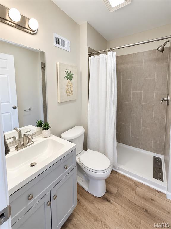 302 Broadway Property Photo 17