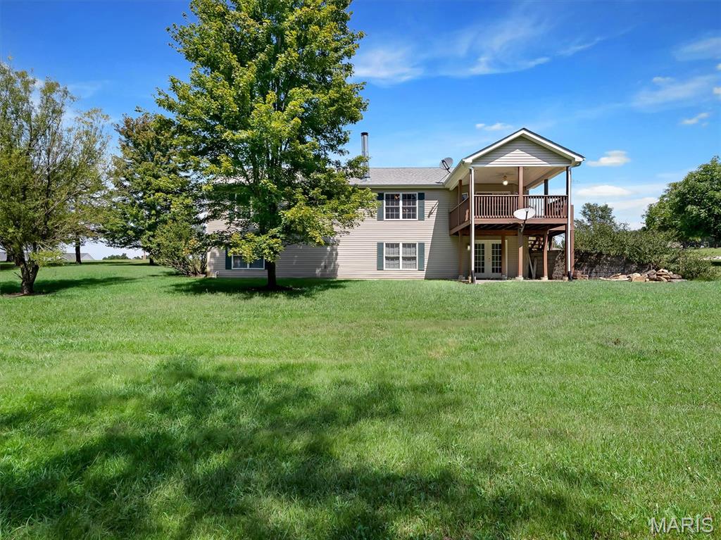 114 E Ledge Rock Drive Property Photo 3