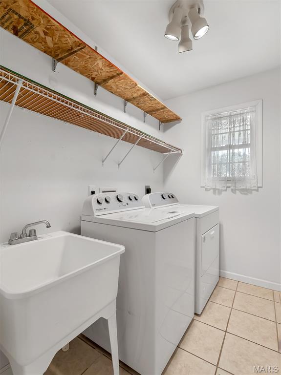114 E Ledge Rock Drive Property Photo 22