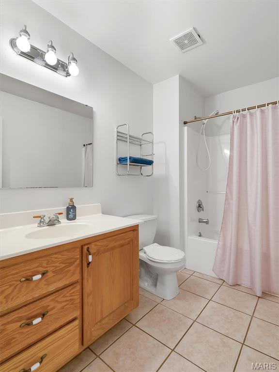 114 E Ledge Rock Drive Property Photo 32