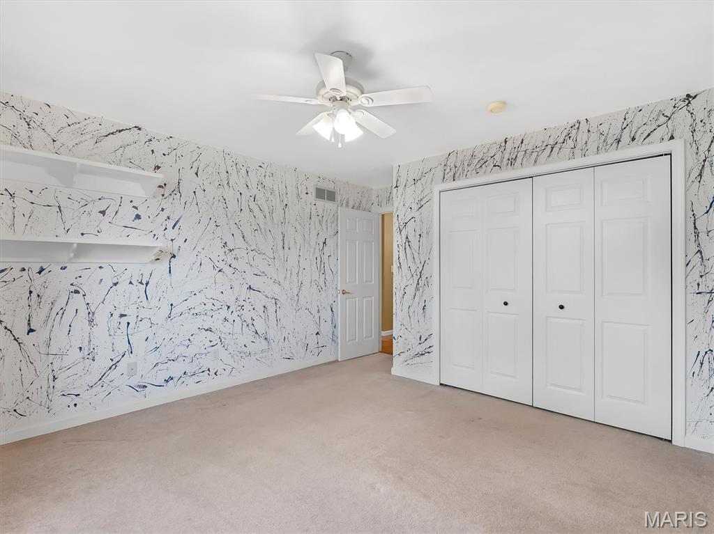114 E Ledge Rock Drive Property Photo 35