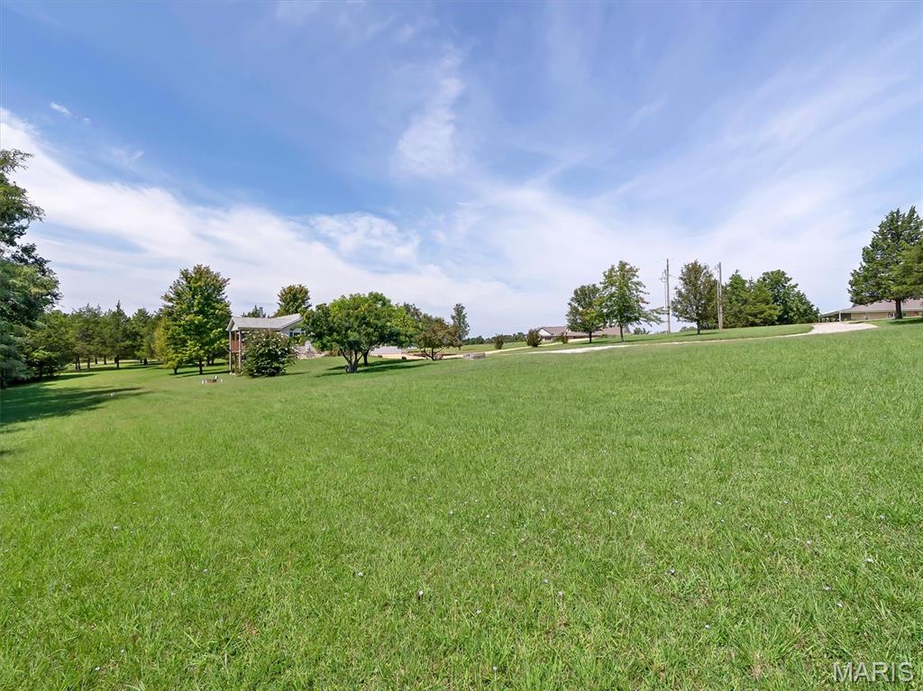 114 E Ledge Rock Drive Property Photo 45