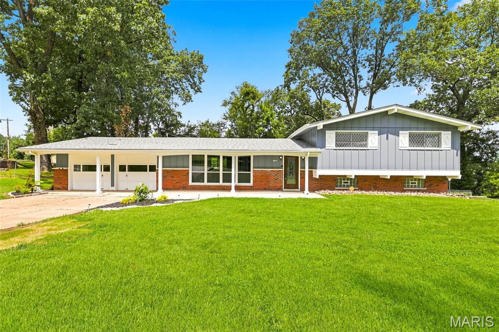 15 Harneywold Drive Property Photo 1