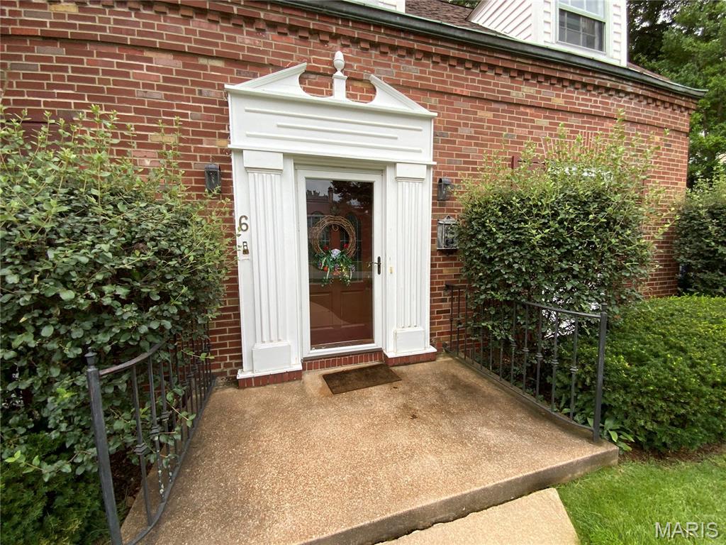 6 Hawthorne Court Property Photo 2