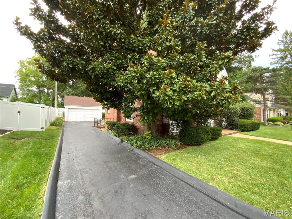 6 Hawthorne Court Property Photo 4