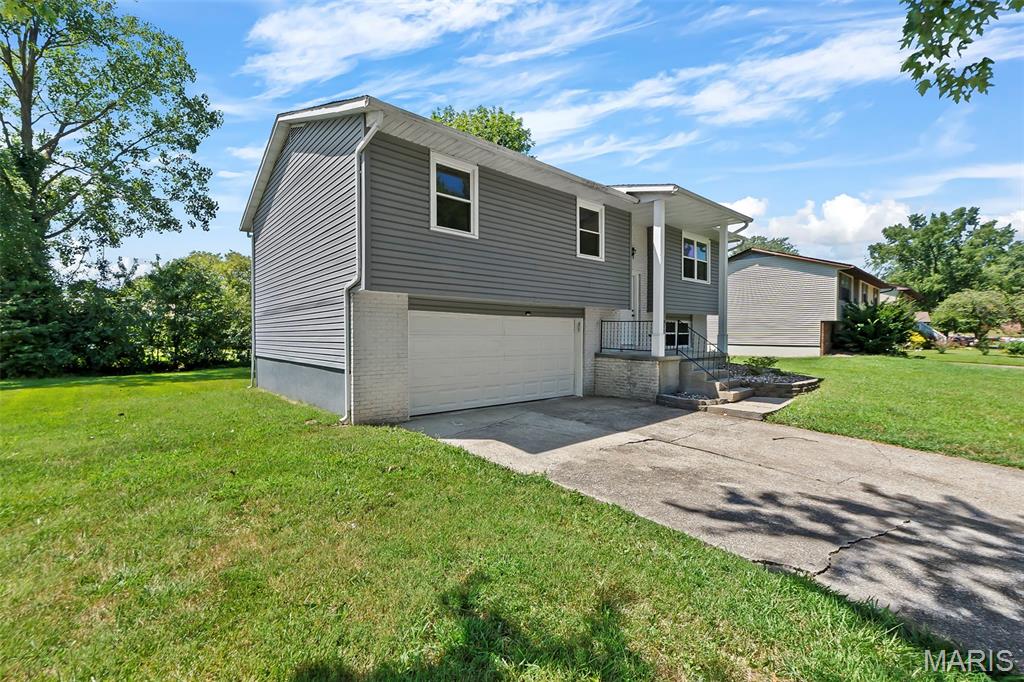 3009 Wisteria Street Property Photo 2
