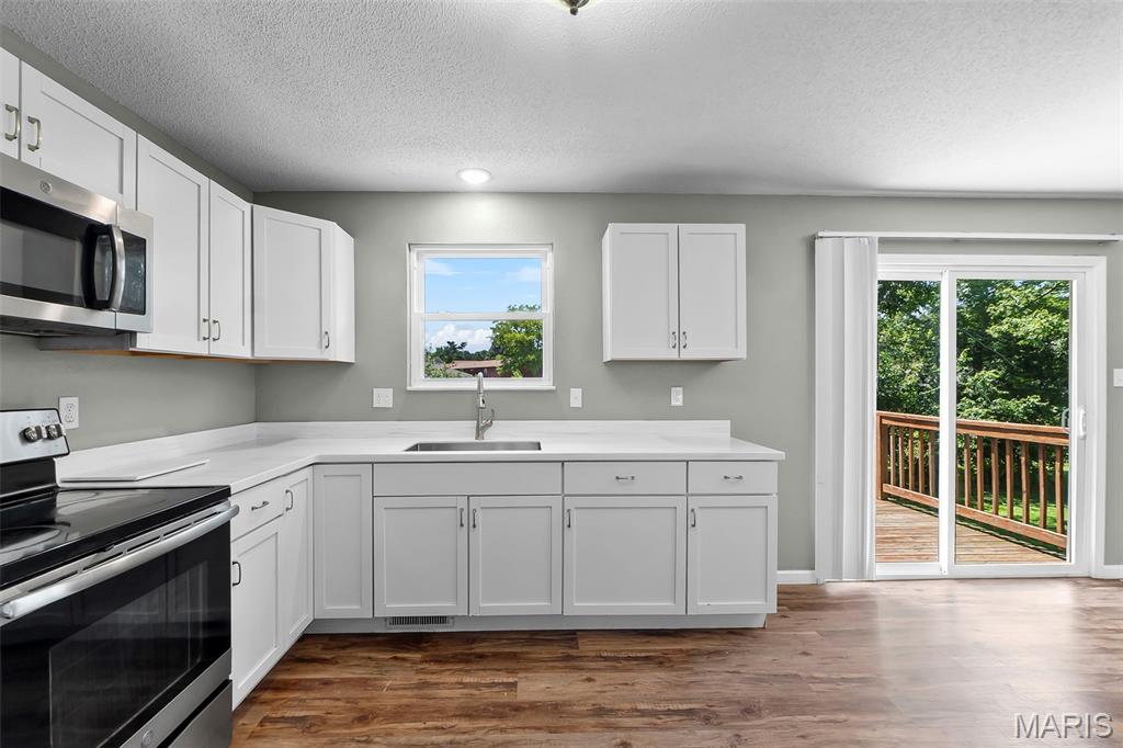 3009 Wisteria Street Property Photo 17