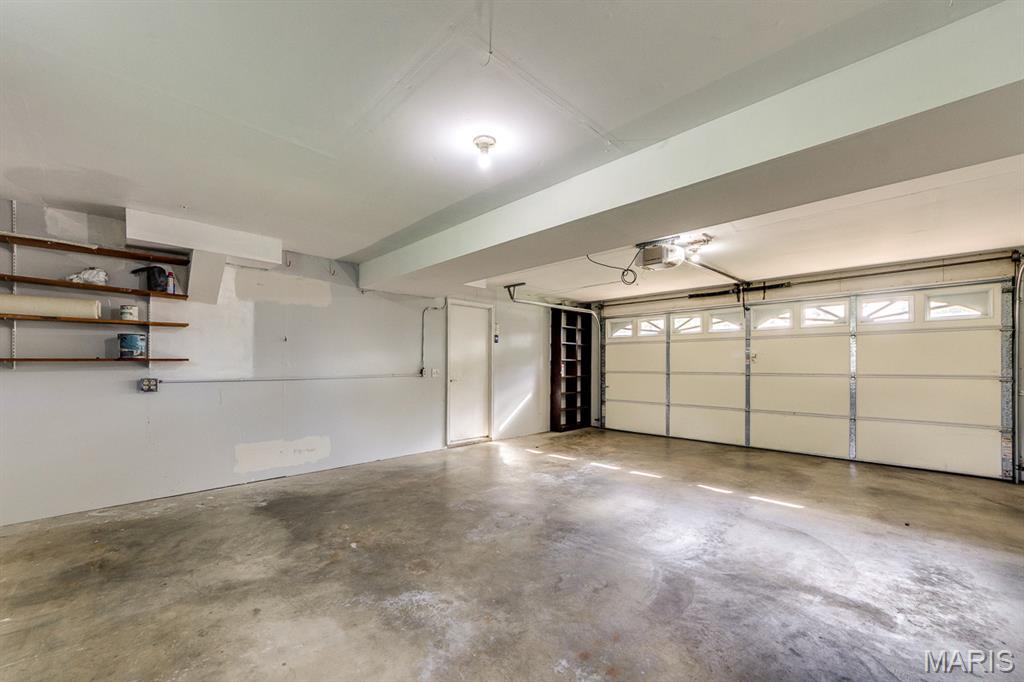 2728 Ashfield Drive Property Photo 29