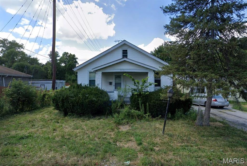 9701 Lilac Drive Property Photo 1