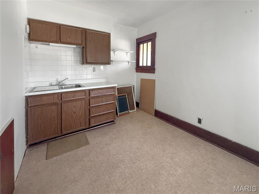 310 N Fifth Property Photo 16