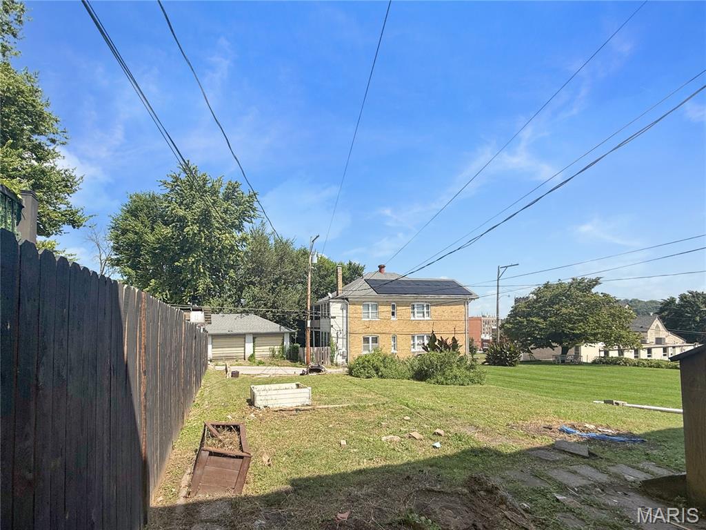 310 N Fifth Property Photo 25