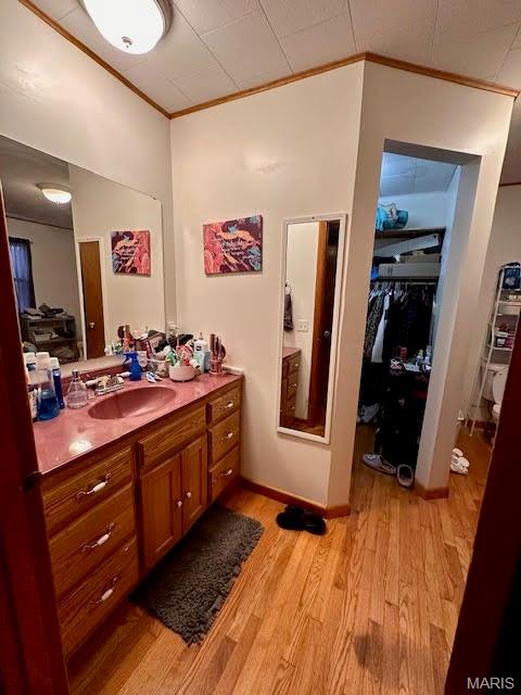 123 E 3rd Street Property Photo 13