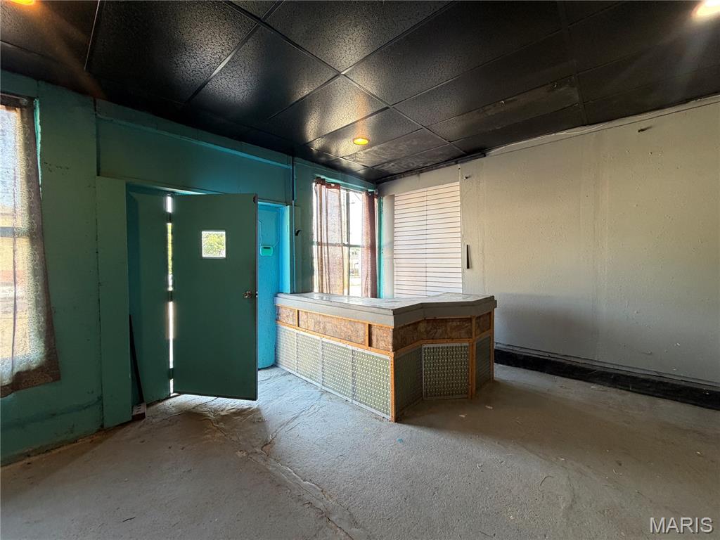 206 W Second Street Property Photo 4