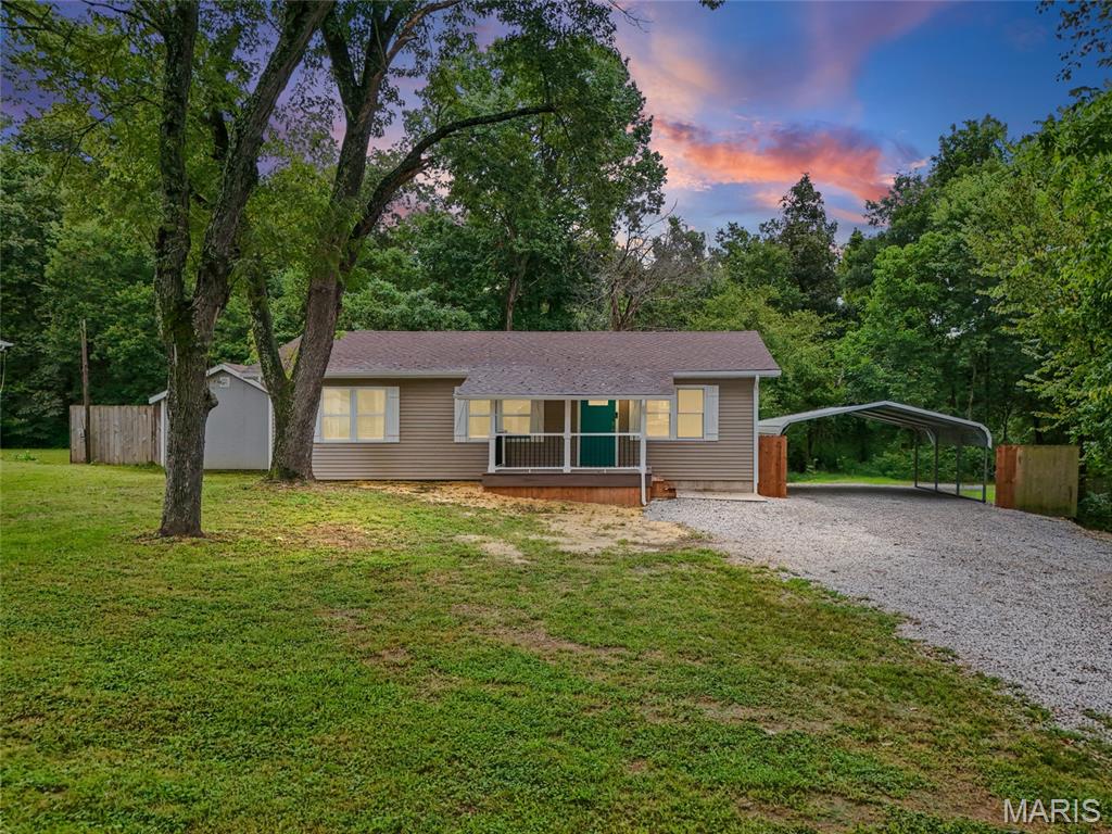 9632 Meadow Drive