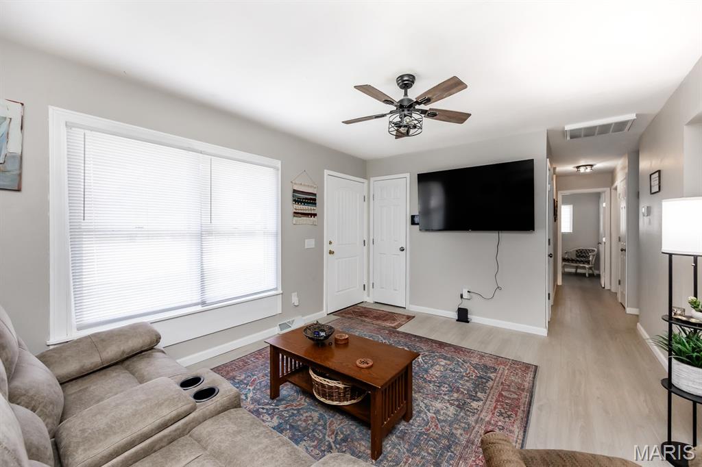 15 Scarlet Drive Property Photo 3