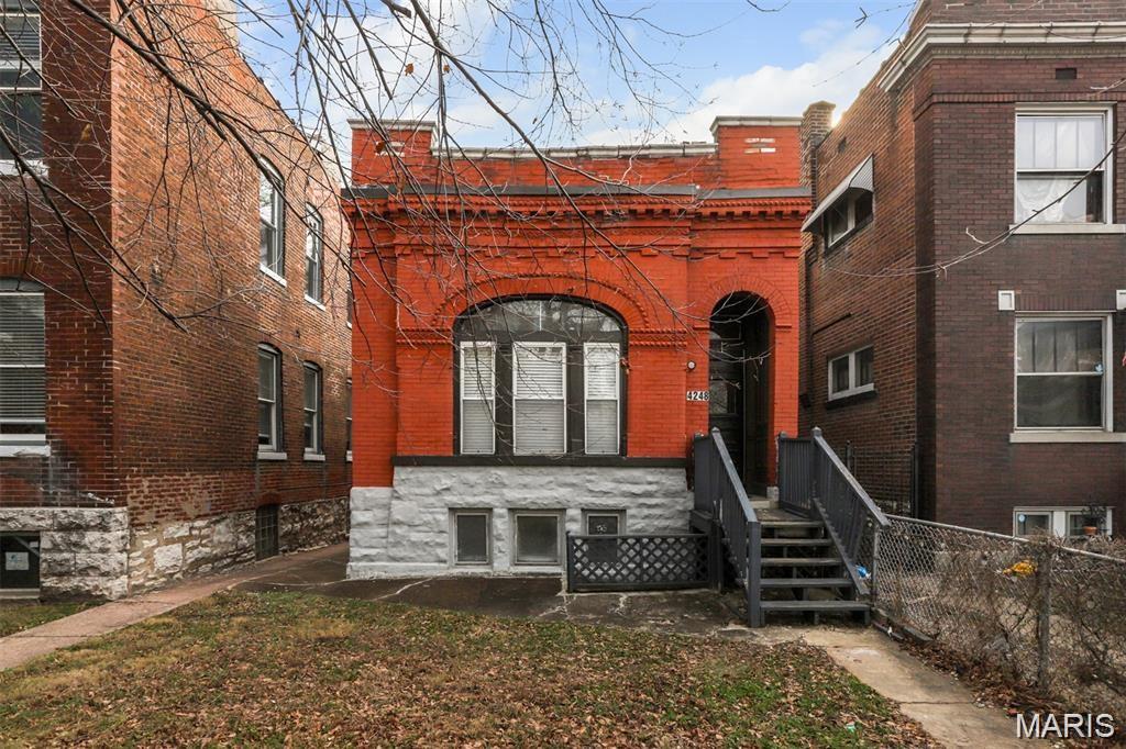 4248 Norfolk Avenue Property Photo 1