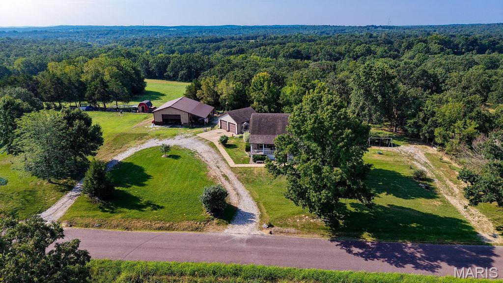 1865 Yellow Rock Road Property Photo 2