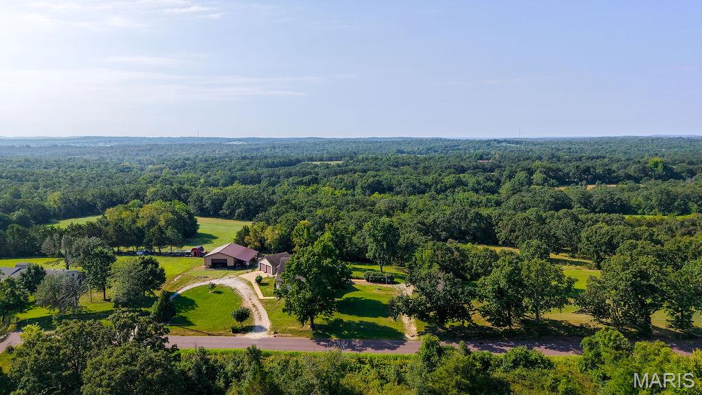 1865 Yellow Rock Road Property Photo 3