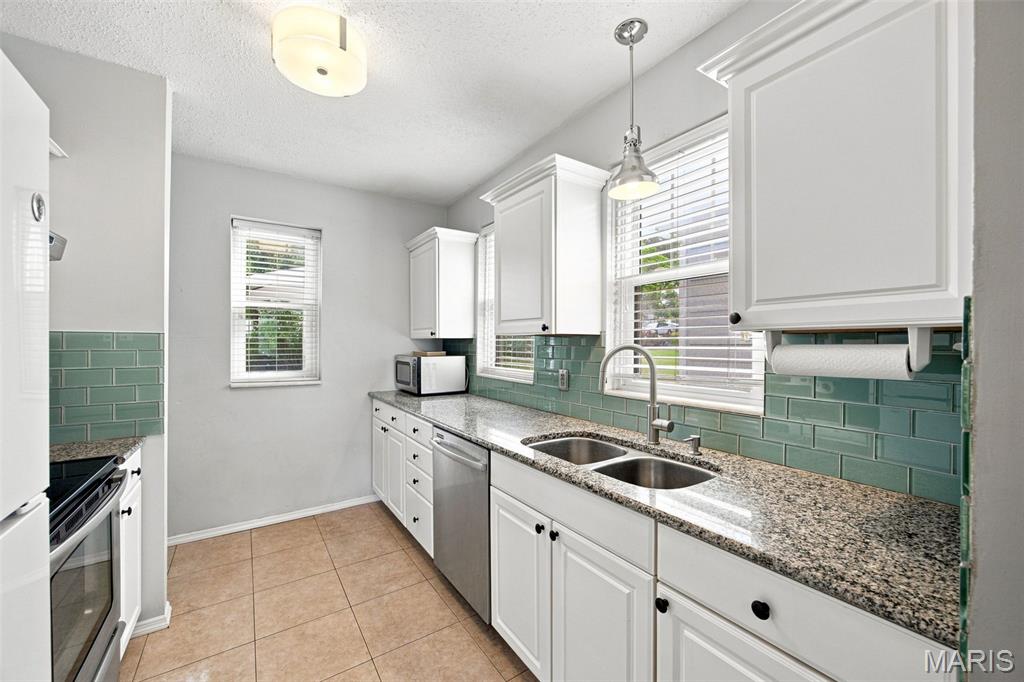 8748 Pine Avenue Property Photo 10