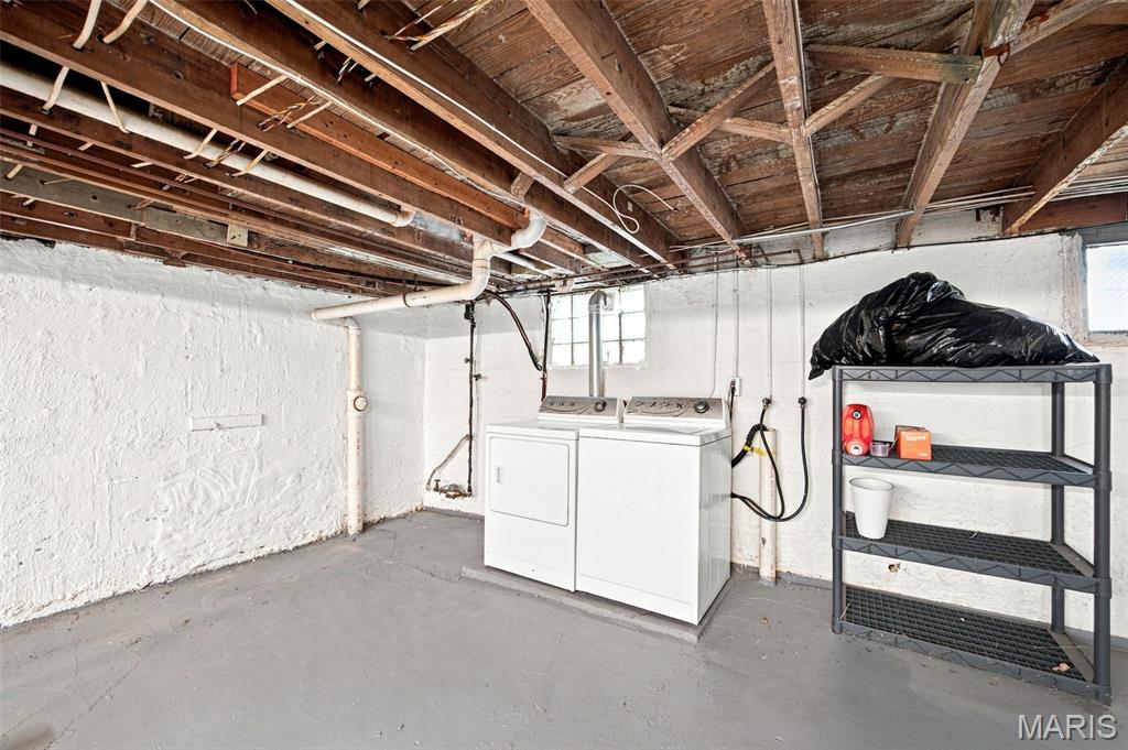8748 Pine Avenue Property Photo 21