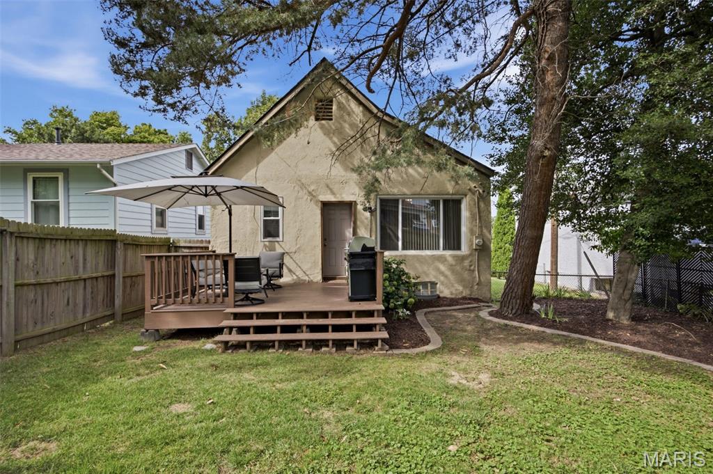 8748 Pine Avenue Property Photo 28