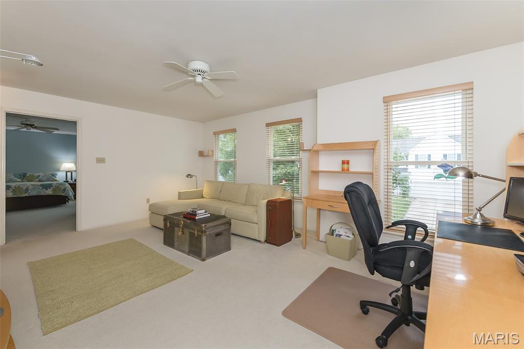 204 Hillsboro Court Property Photo 29