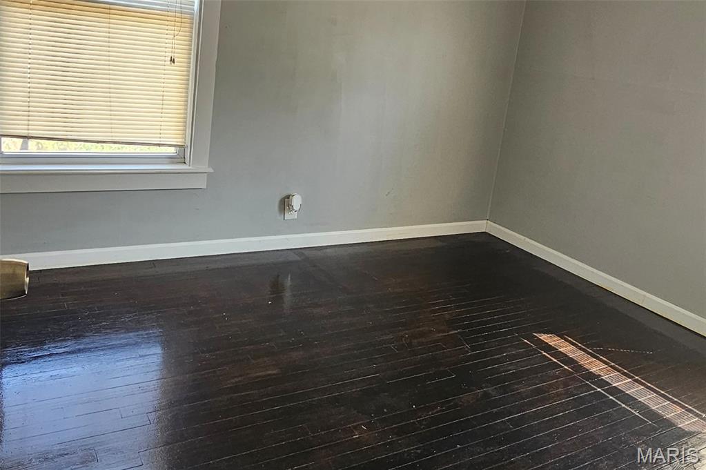 1822 Pine Tree Street Property Photo 5