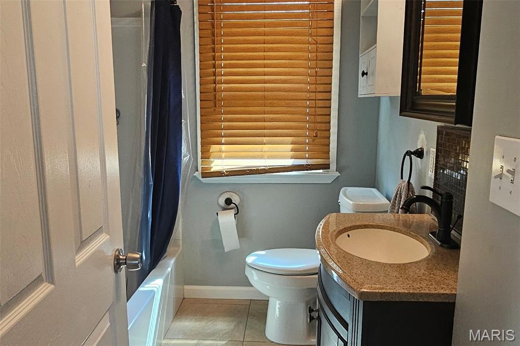 1822 Pine Tree Street Property Photo 6