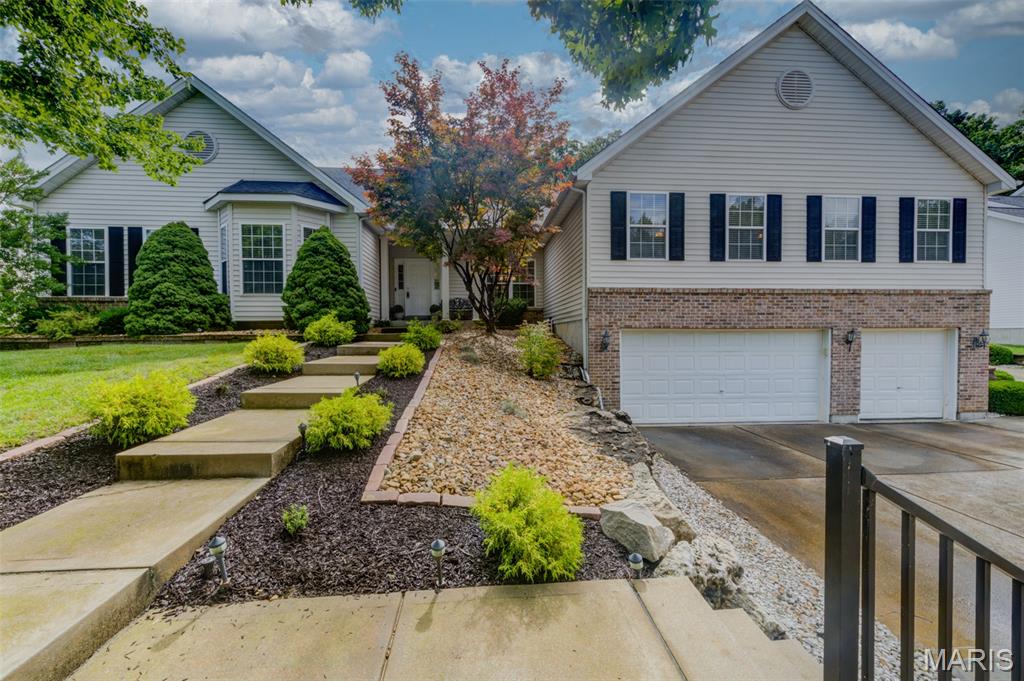 208 Churchill Downs Court Property Photo 1
