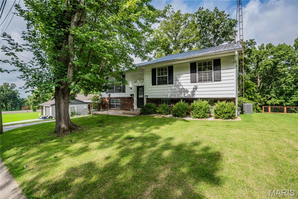 230 Ridge Drive Property Photo 1