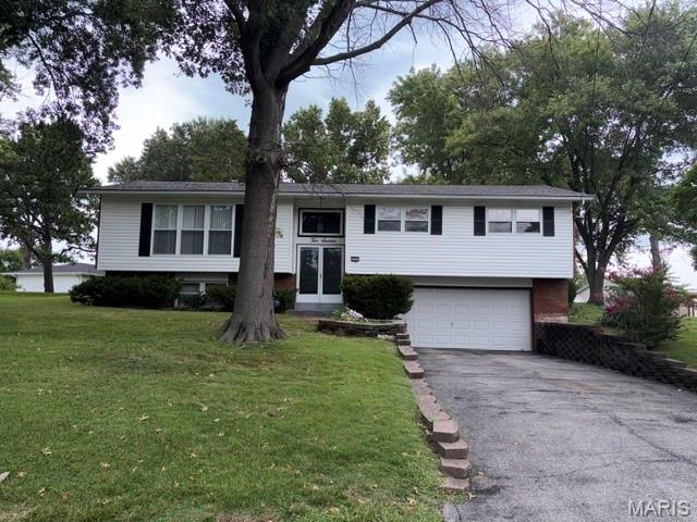 216 Slover Lane Property Photo 1